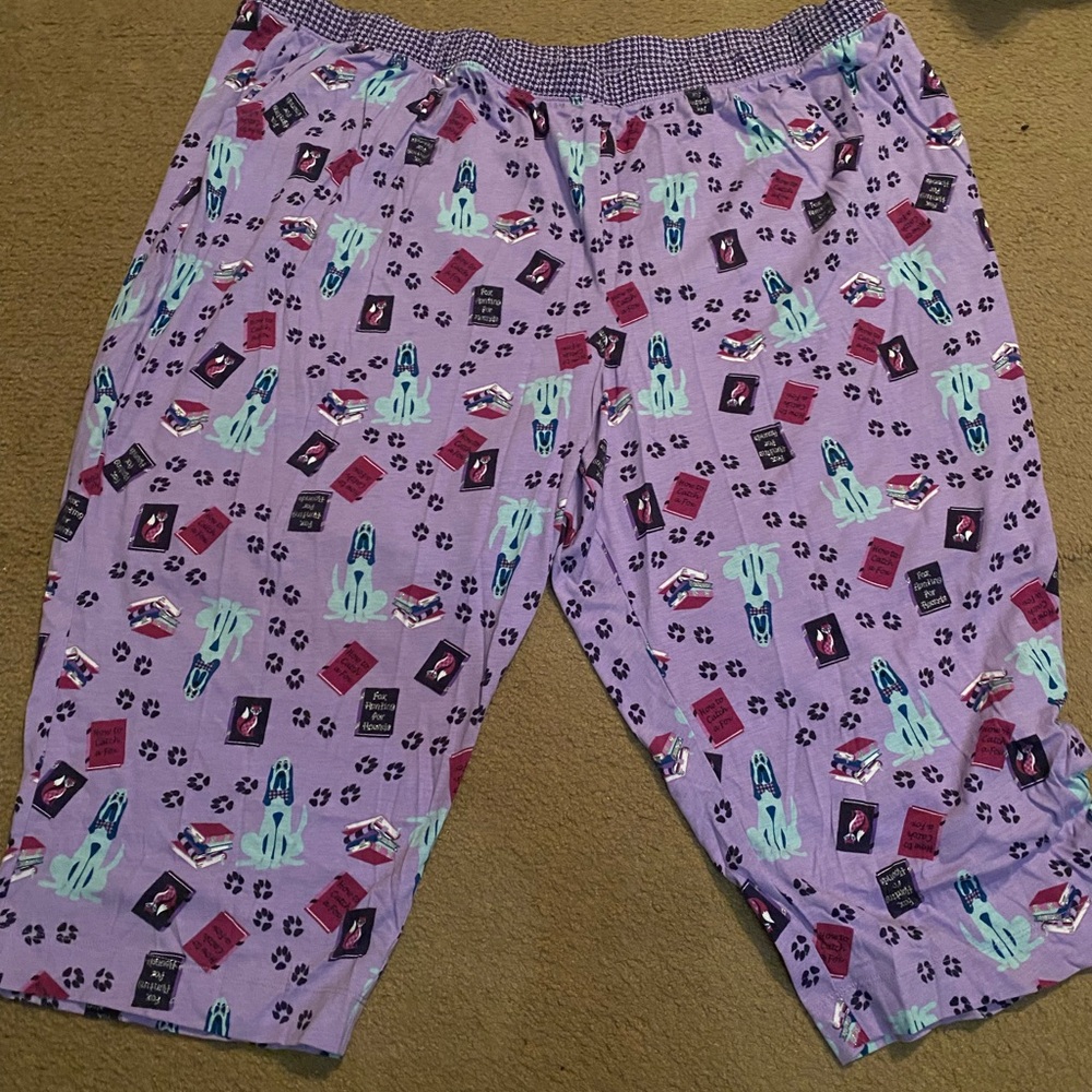 Women’s Plus-sizes Purple Pajamas with print NWOT